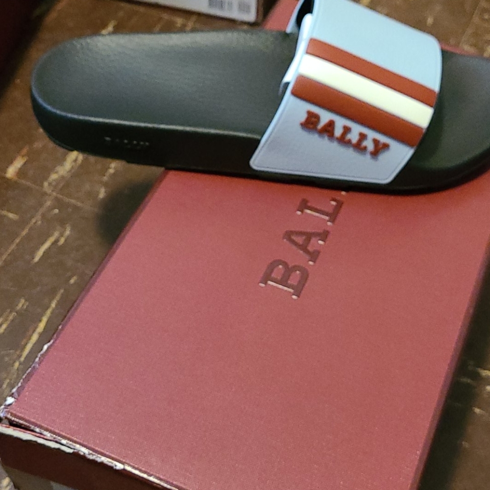 Bally slides